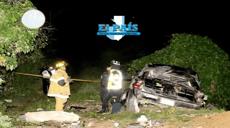 accidente de transito vehículo cae a barranco