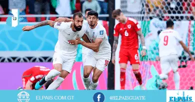 Fotos del partido Gales vs Irán