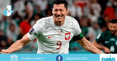 Robert Lewandowski en el partido Polonia vs Arabia Saudita