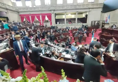 Bloqueo legislativo: Congreso no logra acuerdos ante crisis de combustibles y transportistas amenazan con paros