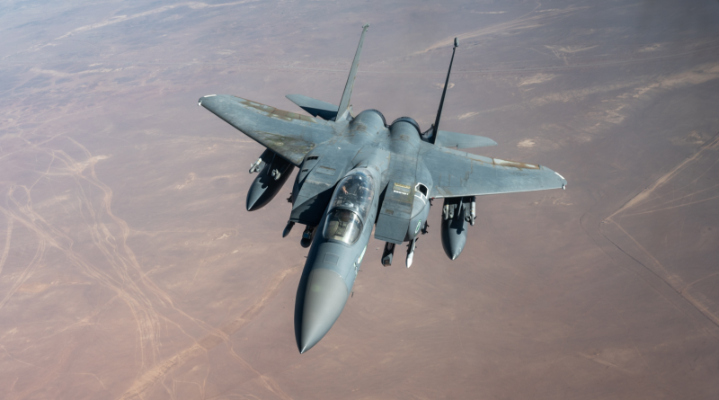 Tensión Mundial: Irán asegura haber derribado un caza F-15 de Estados Unidos